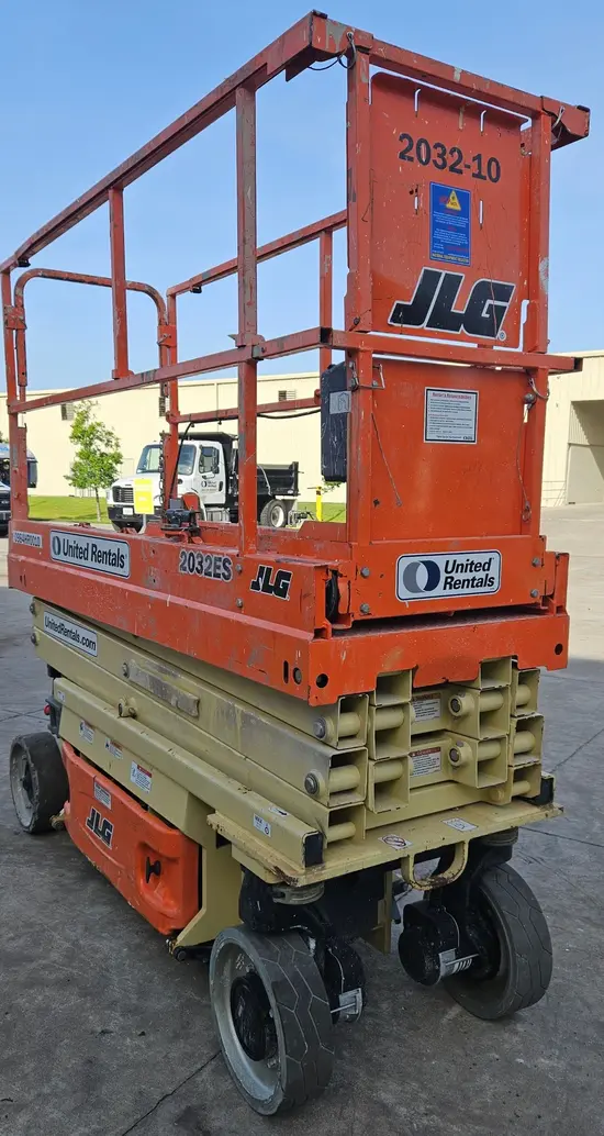 2017 JLG 2032ES Scissor Lift