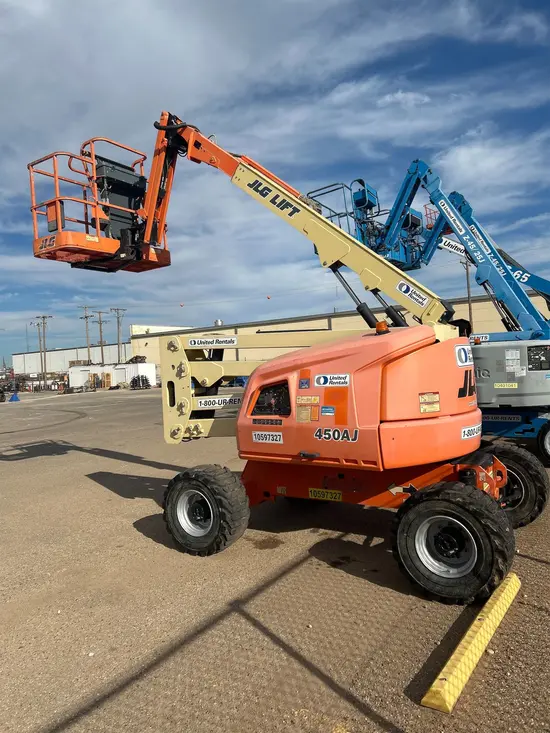 2017 JLG 450AJ Articulating Boom Lift
