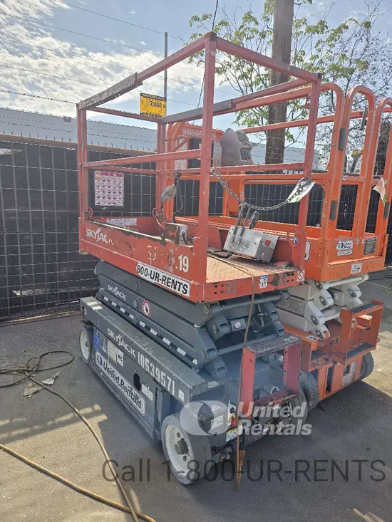 2016 Skyjack SJIII3219 Scissor Lift