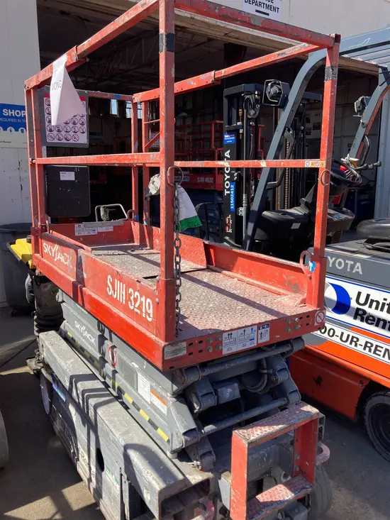 2015 Skyjack SJIII3219 Scissor Lift