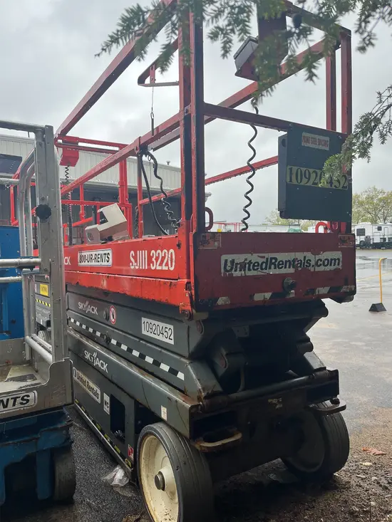 2019 Skyjack SJIII3220 Scissor Lift
