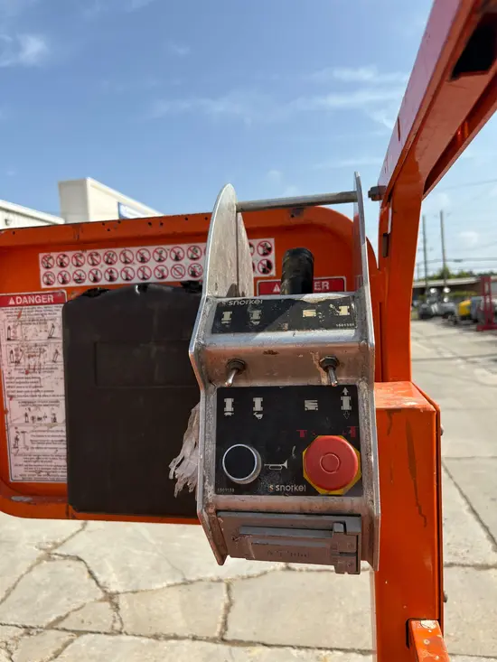 2019 Snorkel S3226E Scissor Lift