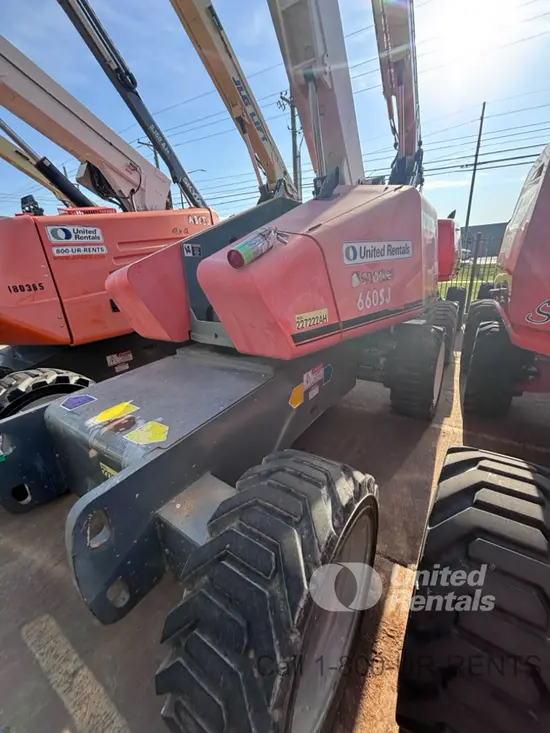 2019 Snorkel 660SJ Boom Lift