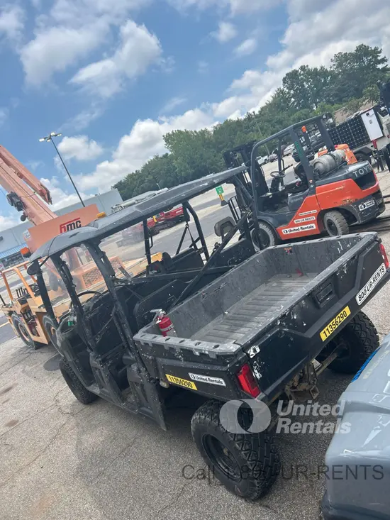 2022 Polaris RANGER CREW 570 Utility Vehicle