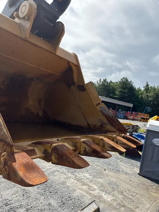 2019 LIEBHERR R926 Excavator