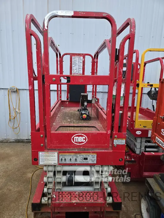 2018 MEC 1930SE Scissor Lift