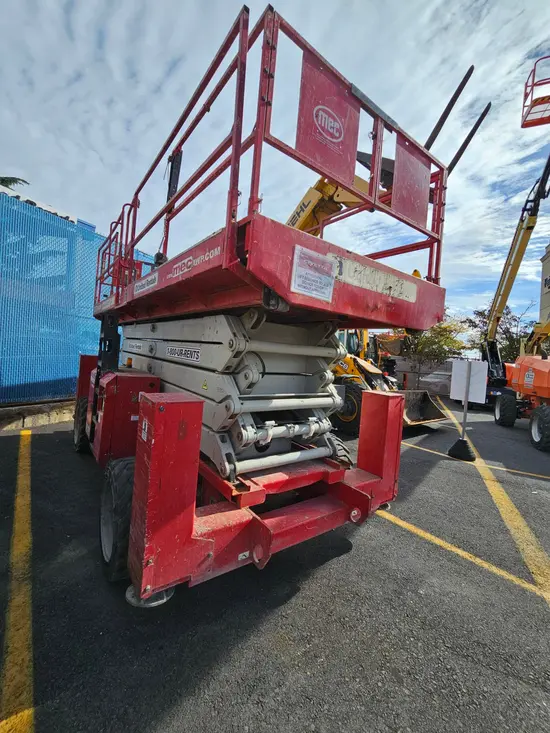 2018 MEC 6092RT Rough Terrain Scissor Lift
