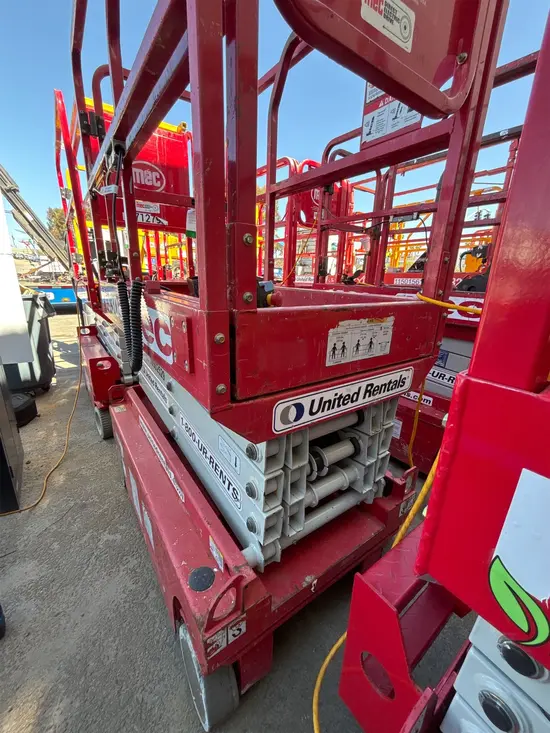 2019 MEC 1330SE Scissor Lift