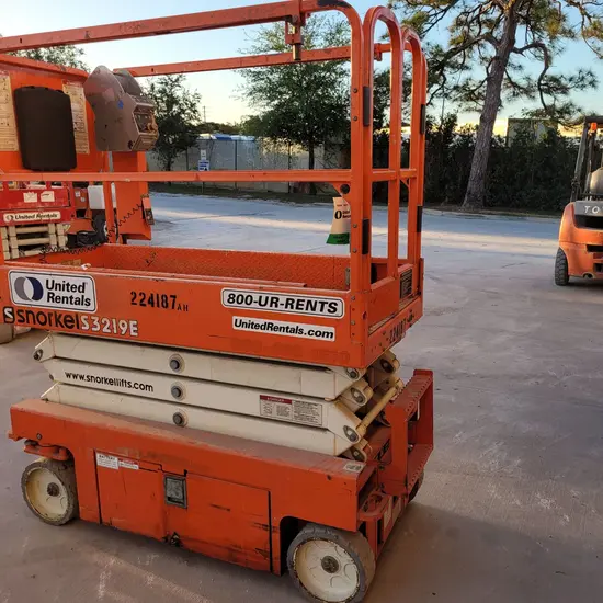2019 Snorkel S3219E Scissor Lift