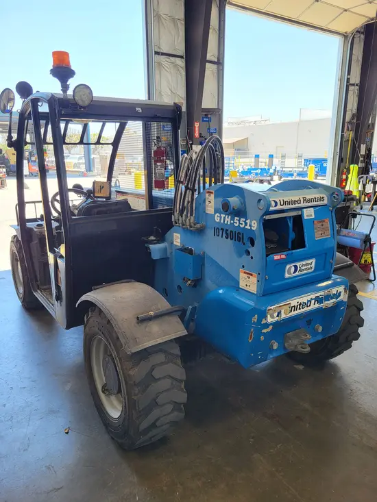 2018 Genie GTH-5519 Forklift