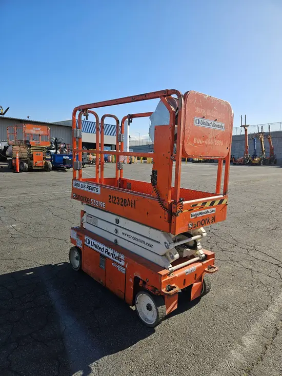 2018 Snorkel S3219E Scissor Lift