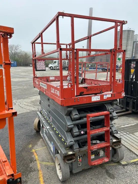 2017 Skyjack SJIII4740 Scissor Lift