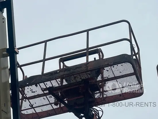 2017 JLG 400S Boom Lift