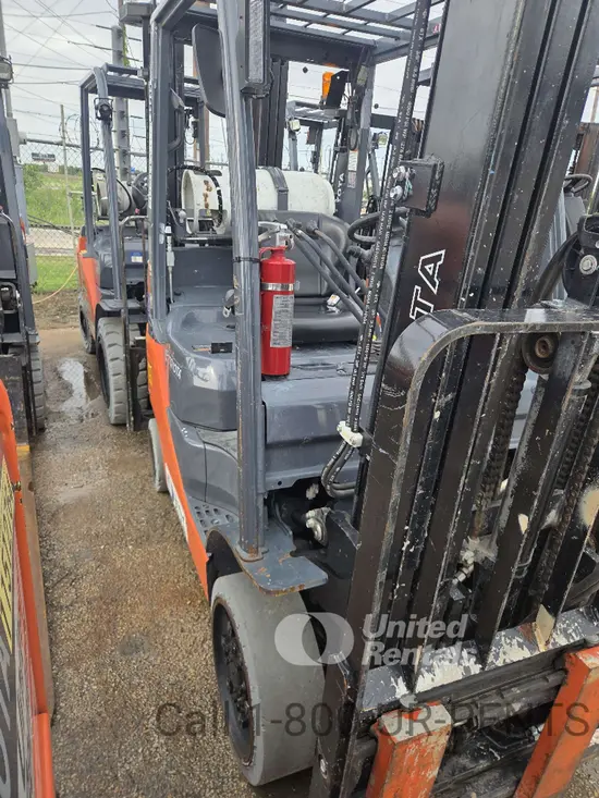 2018 Toyota 8FGCU25 Warehouse Forklift