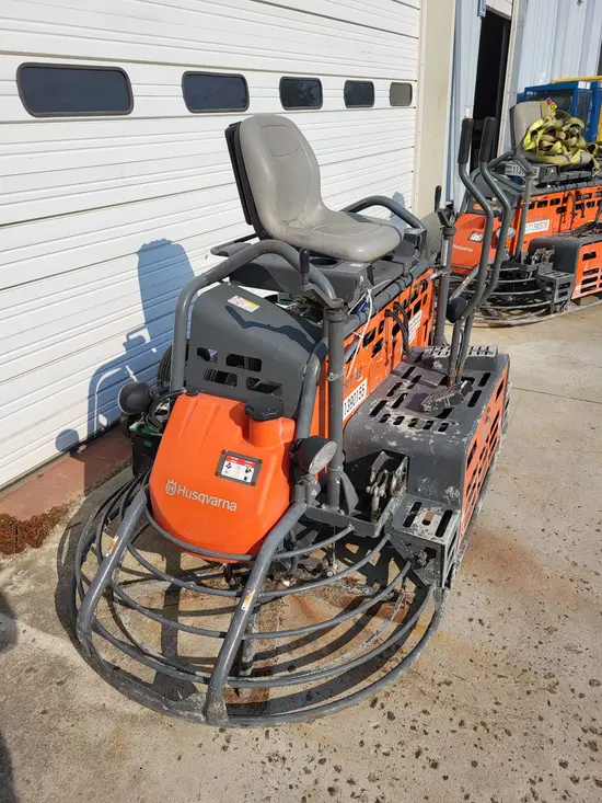 2022 Husqvarna CRT 48 Screed/Trowel