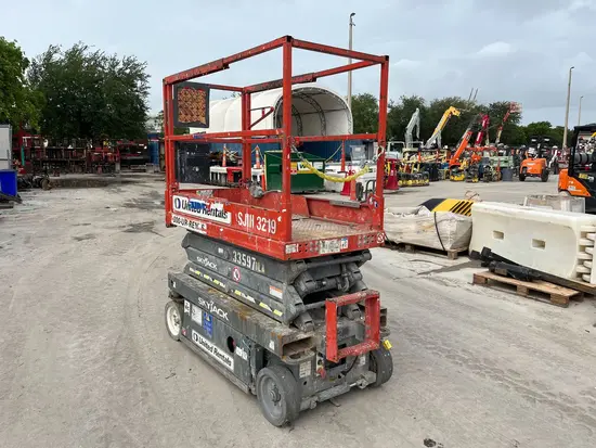 2016 Skyjack SJIII3219 Scissor Lift