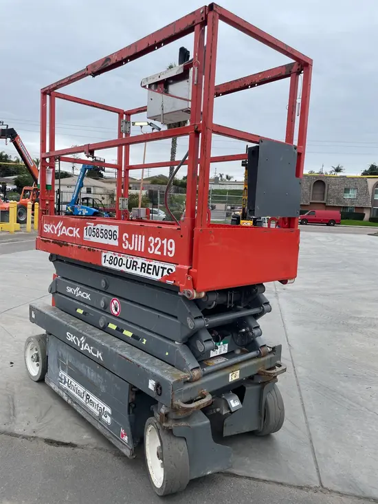 2017 Skyjack SJIII3219 Scissor Lift
