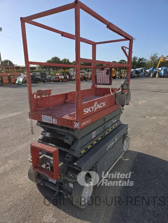 2018 Skyjack SJIII3219 Scissor Lift