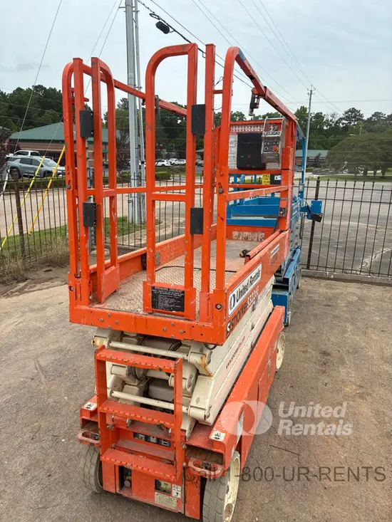 2020 Snorkel S3226E Scissor Lift