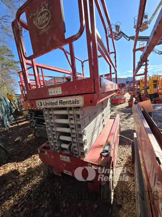 2017 MEC 4046SE Scissor Lift