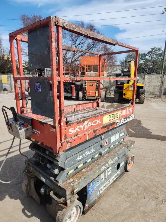 2016 Skyjack SJIII3219 Scissor Lift