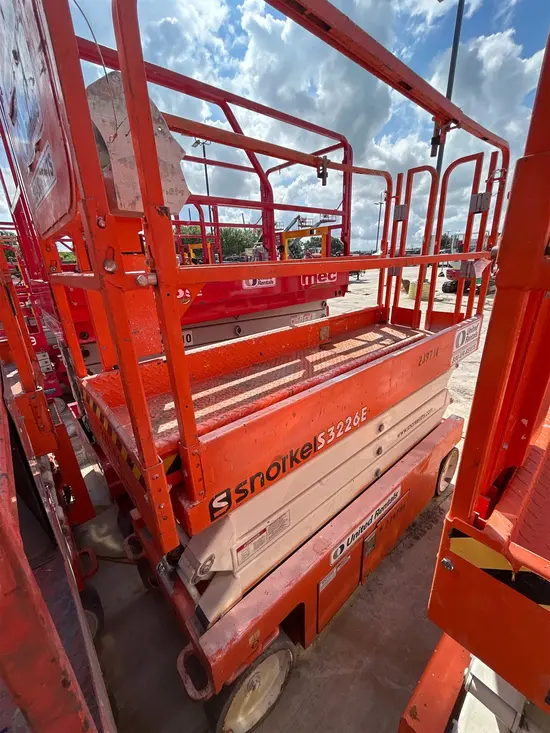 2019 Snorkel S3226E Scissor Lift