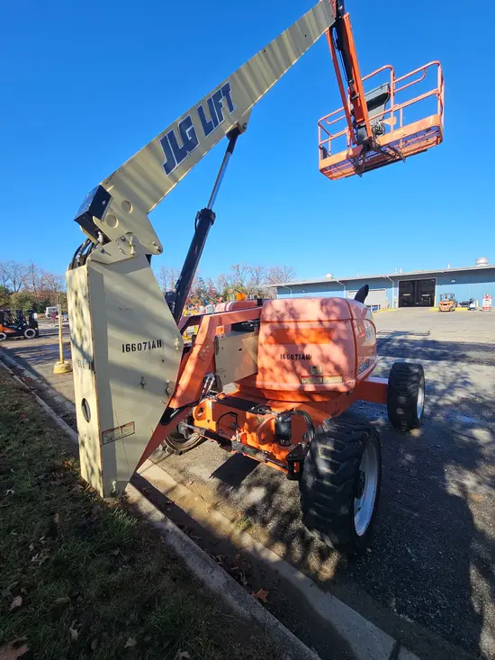 2016 JLG 600AJ Articulating Boom Lift