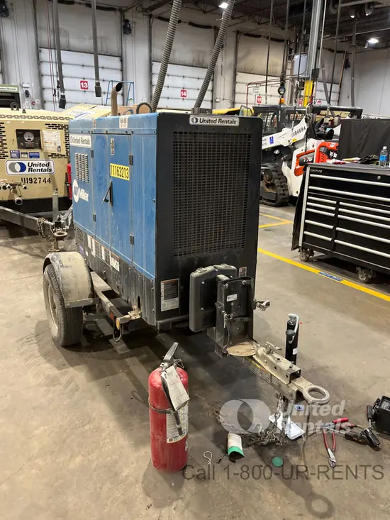 2021 Miller Welders Big Blue 500 Welder