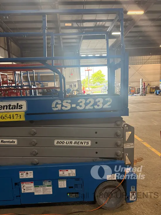 2017 Genie GS-3232 Scissor Lift