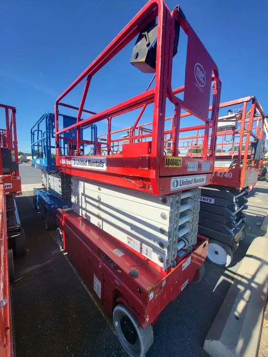 2018 MEC 4046SE Scissor Lift
