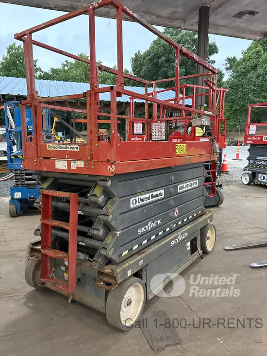 2018 Skyjack SJIII4740 Scissor Lift