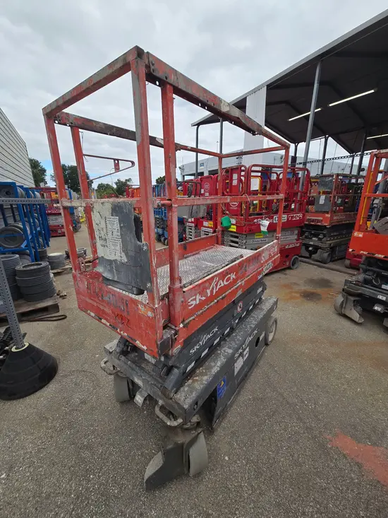 2016 Skyjack SJIII3219 Scissor Lift