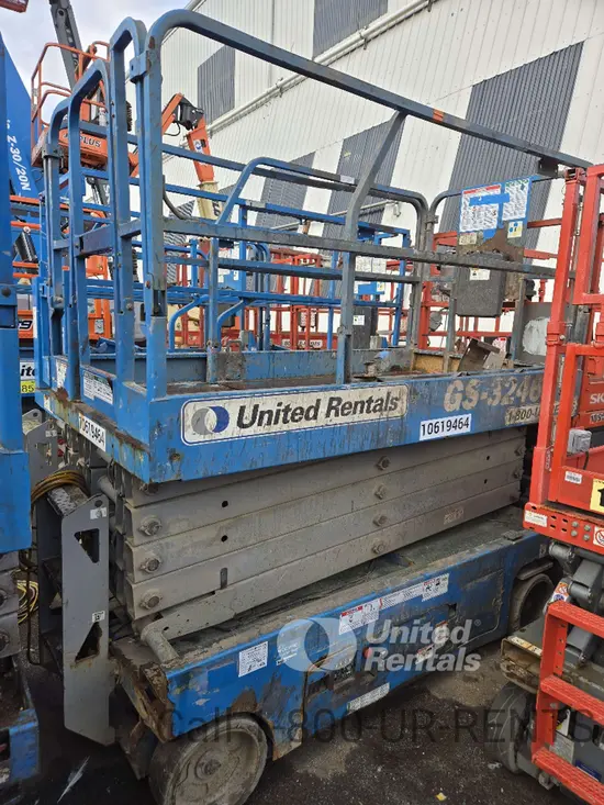 2017 Genie GS-3246 Scissor Lift