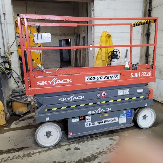 2017 Skyjack SJIII3220 Scissor Lift