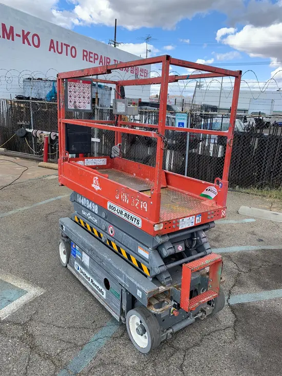 2015 Skyjack SJIII3219 Scissor Lift