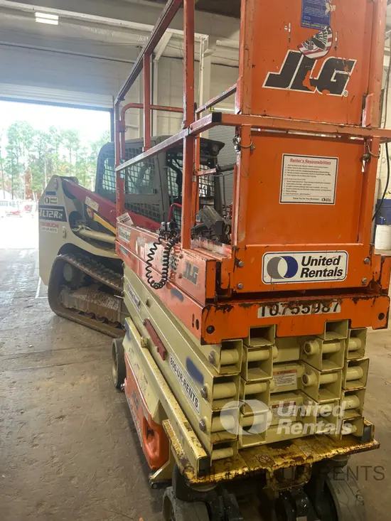 2018 JLG 2632ES Scissor Lift