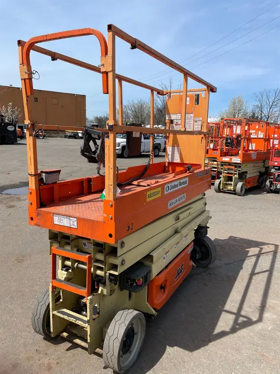2018 JLG 2032ES Scissor Lift