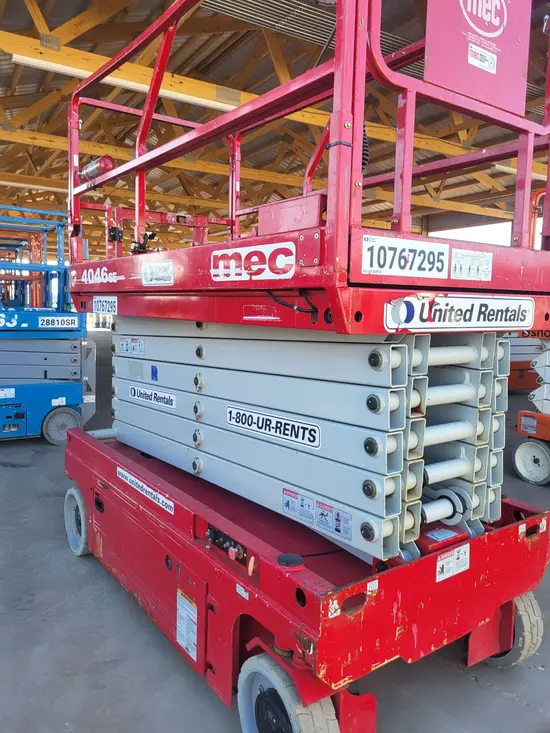 2018 MEC 4046SE Scissor Lift