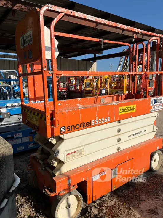2019 Snorkel S3226E Scissor Lift
