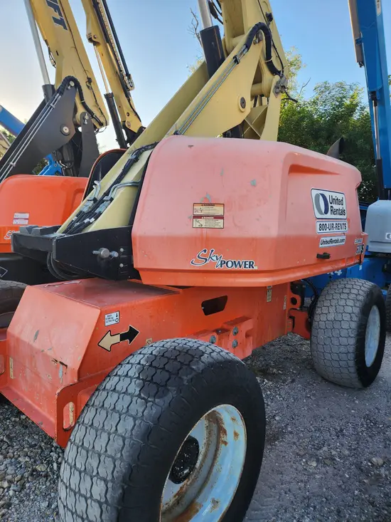 2017 JLG 600S Boom Lift