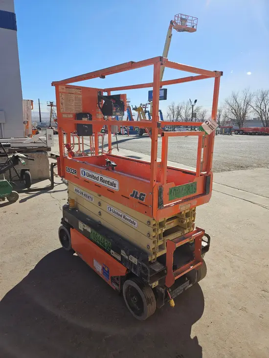 2019 JLG 1932R Scissor Lift