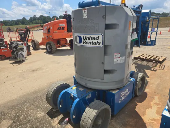 2016 Genie Z-30/20N Articulating Boom Lift