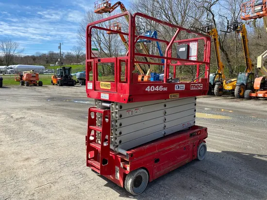 2018 MEC 4046SE Scissor Lift