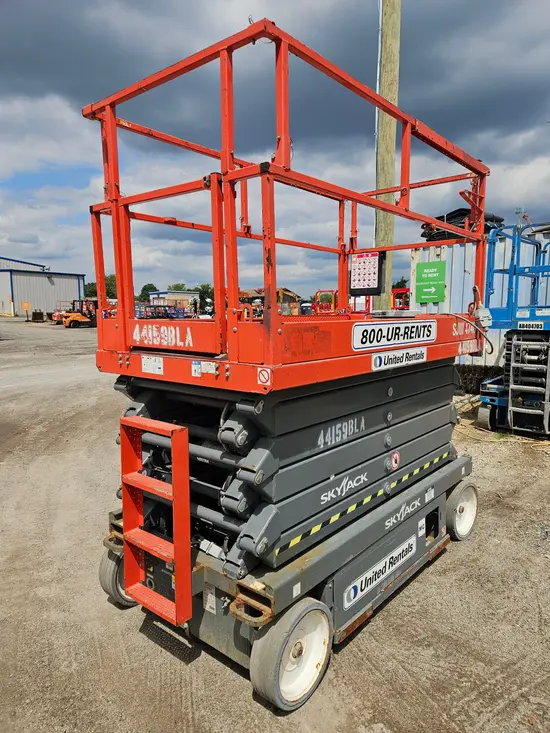 2017 Skyjack SJIII4740 Scissor Lift