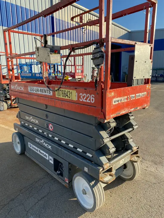 2018 Skyjack SJIII3226 Scissor Lift