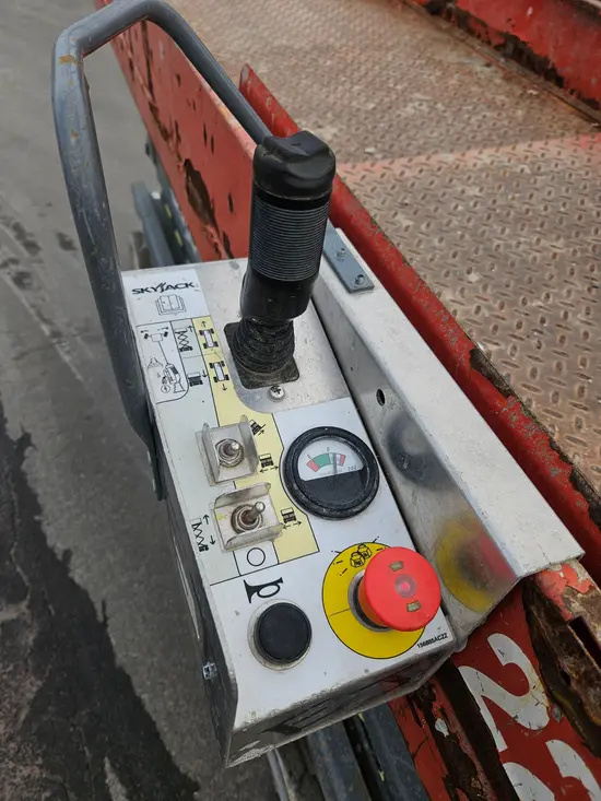 2017 Skyjack SJIII3226 Scissor Lift