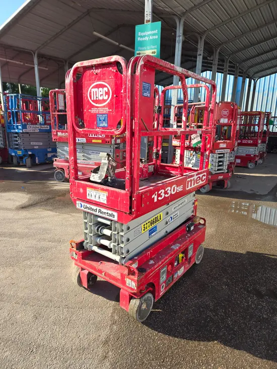 2018 MEC 1330SE Scissor Lift
