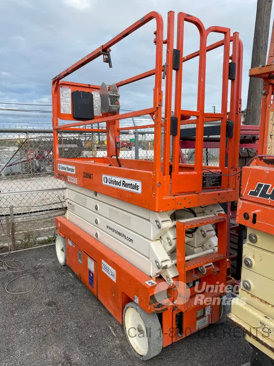 2019 Snorkel S3226E Scissor Lift