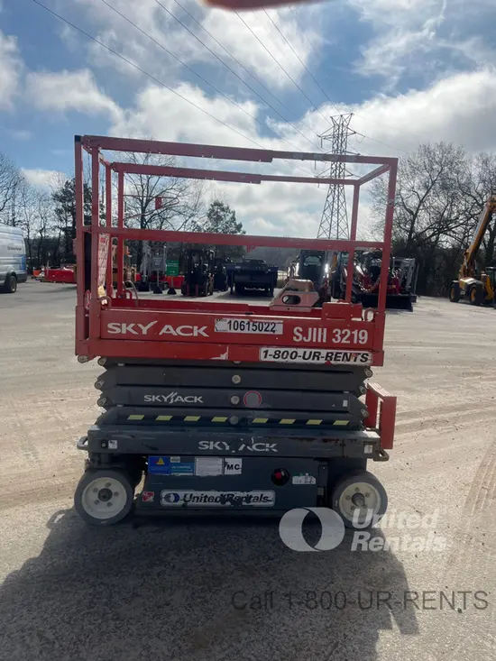 2017 Skyjack SJIII3219 Scissor Lift