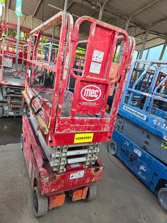 2017 MEC 1930SE Scissor Lift